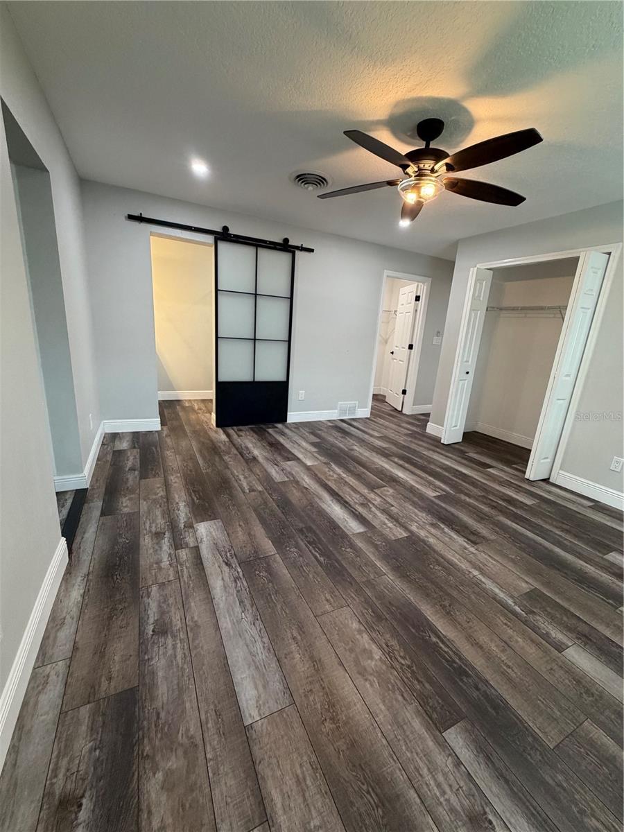 LAKE CONWAY ESTATES - Residential