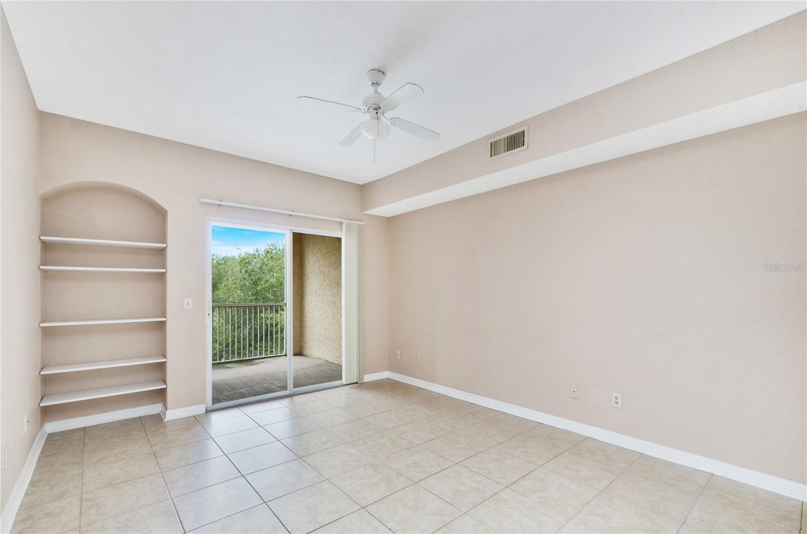 BONA VISTA CONDO - Residential