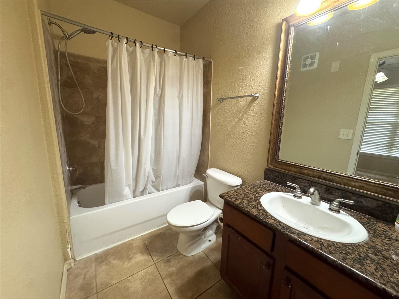 BELLA PIAZZA - Residential