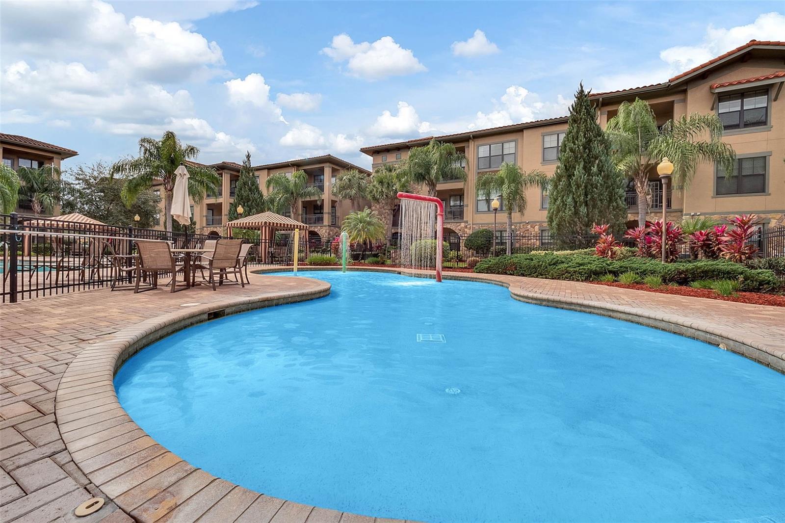 BELLA PIAZZA - Residential