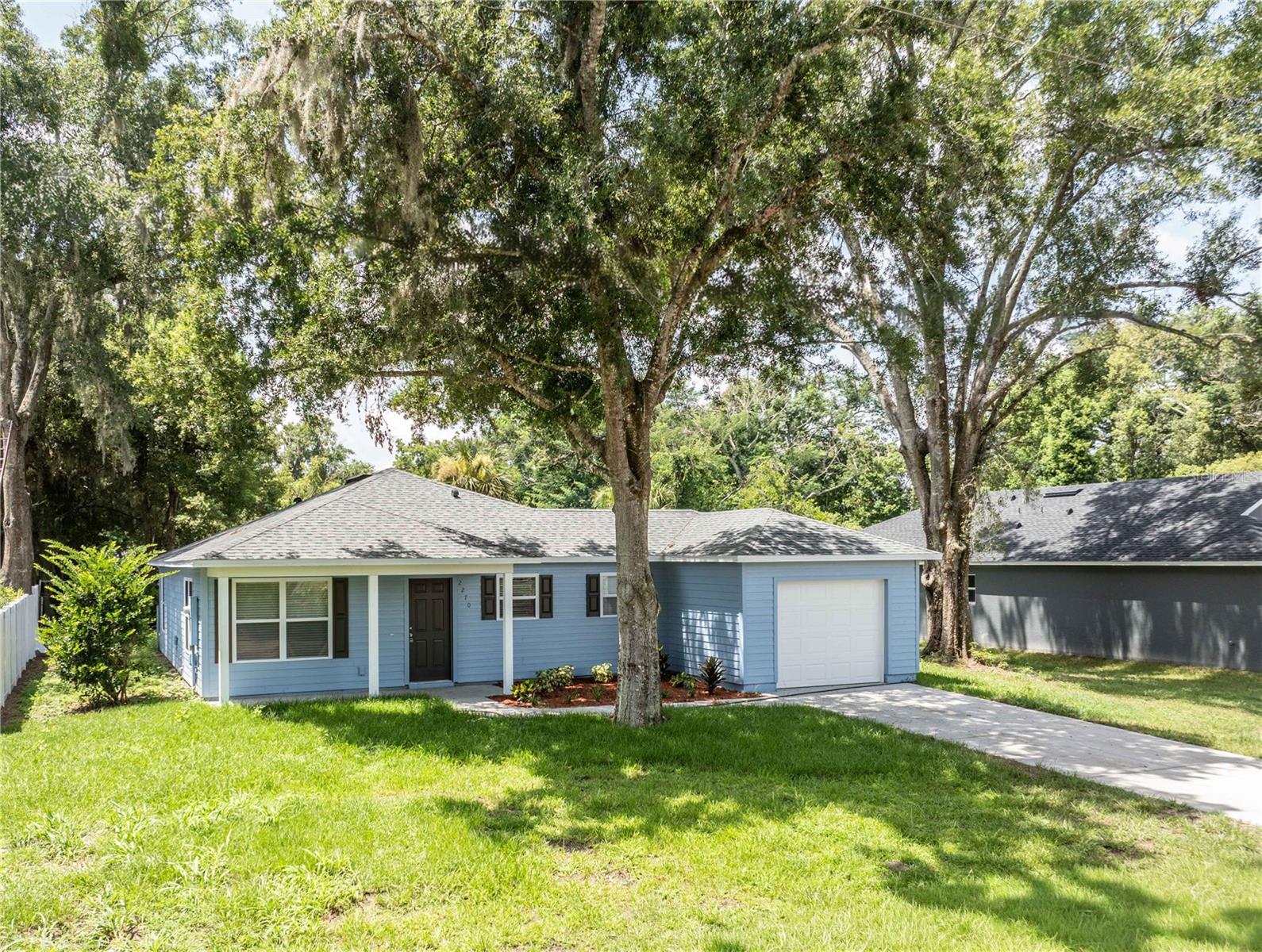 EUSTIS ROSENWALD GARDENS - Residential