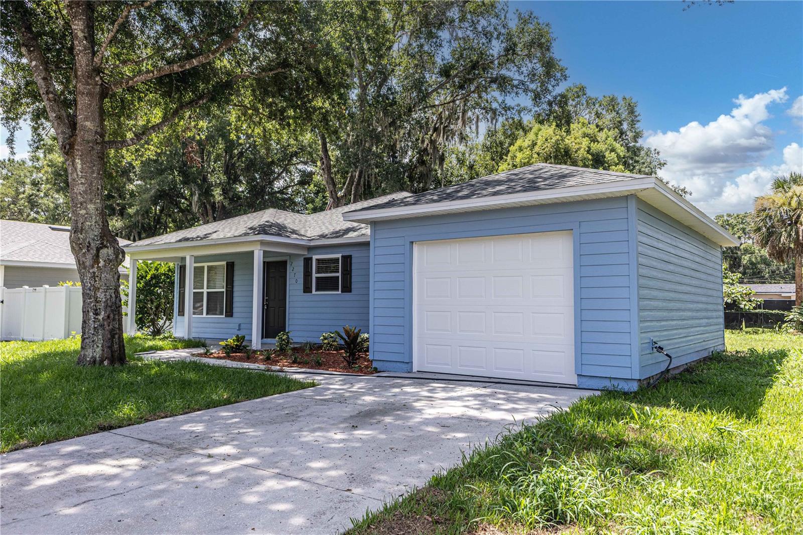 EUSTIS ROSENWALD GARDENS - Residential