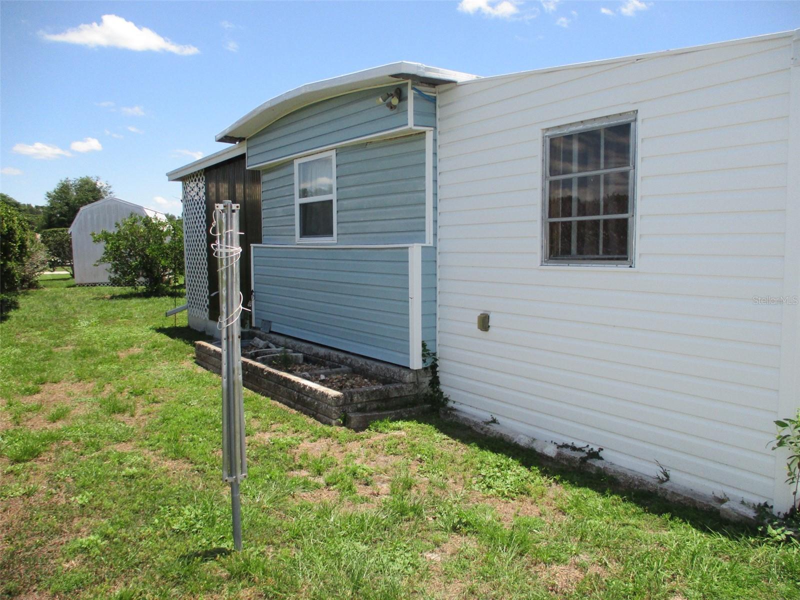 SHADY OAKS MOBILE MODULAR ESTATES - Residential