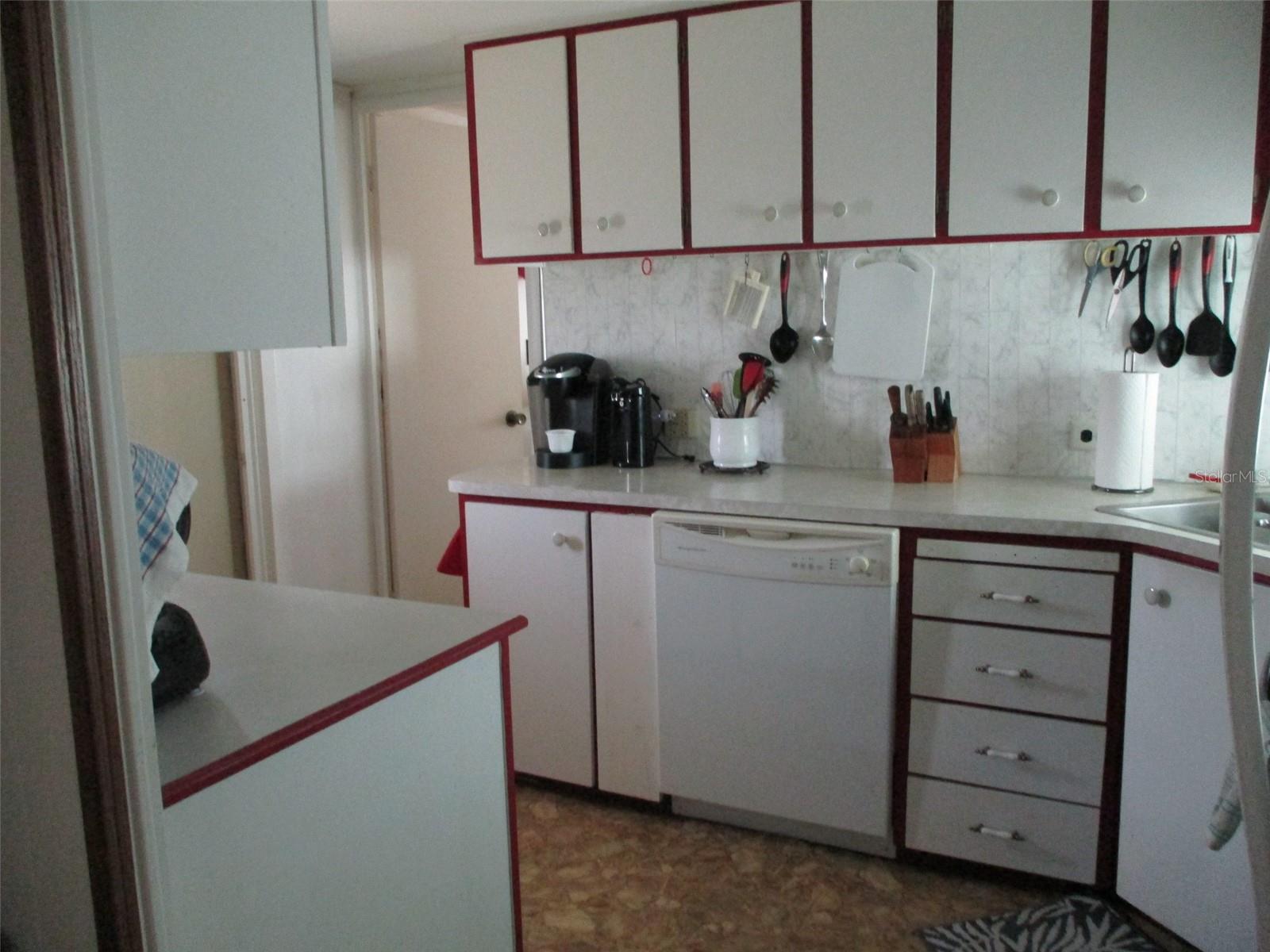 SHADY OAKS MOBILE MODULAR ESTATES - Residential
