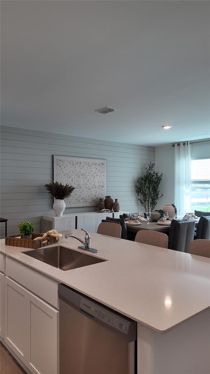 CROSSPRAIRIE 25 TH - Residential