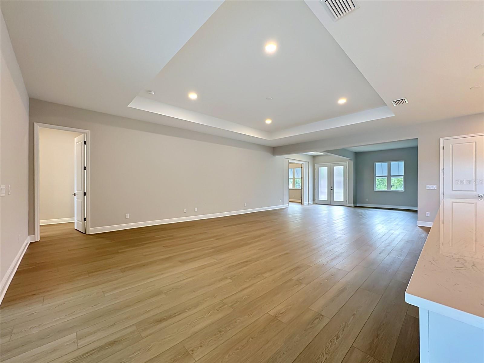 RIVER PRESERVE ESTATES - Residential