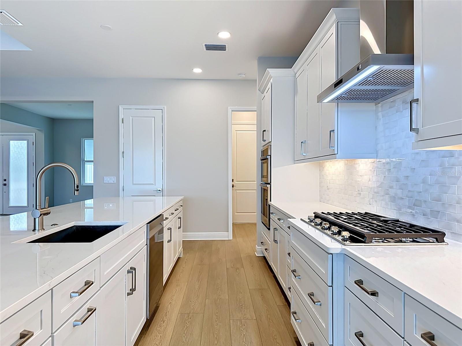 RIVER PRESERVE ESTATES - Residential