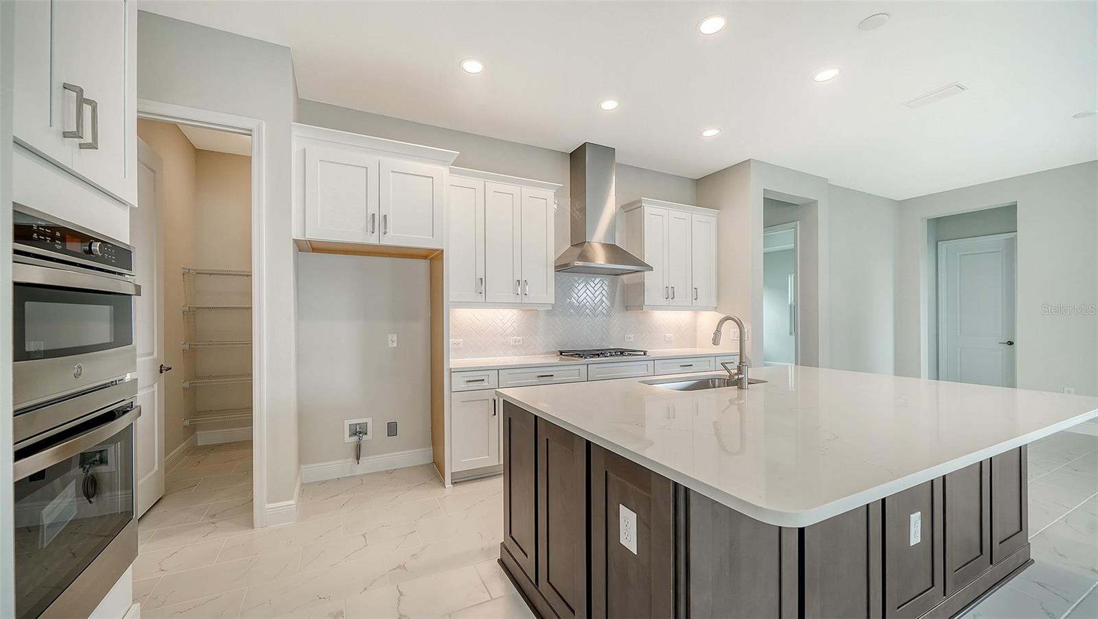 CANOE CREEK - Residential