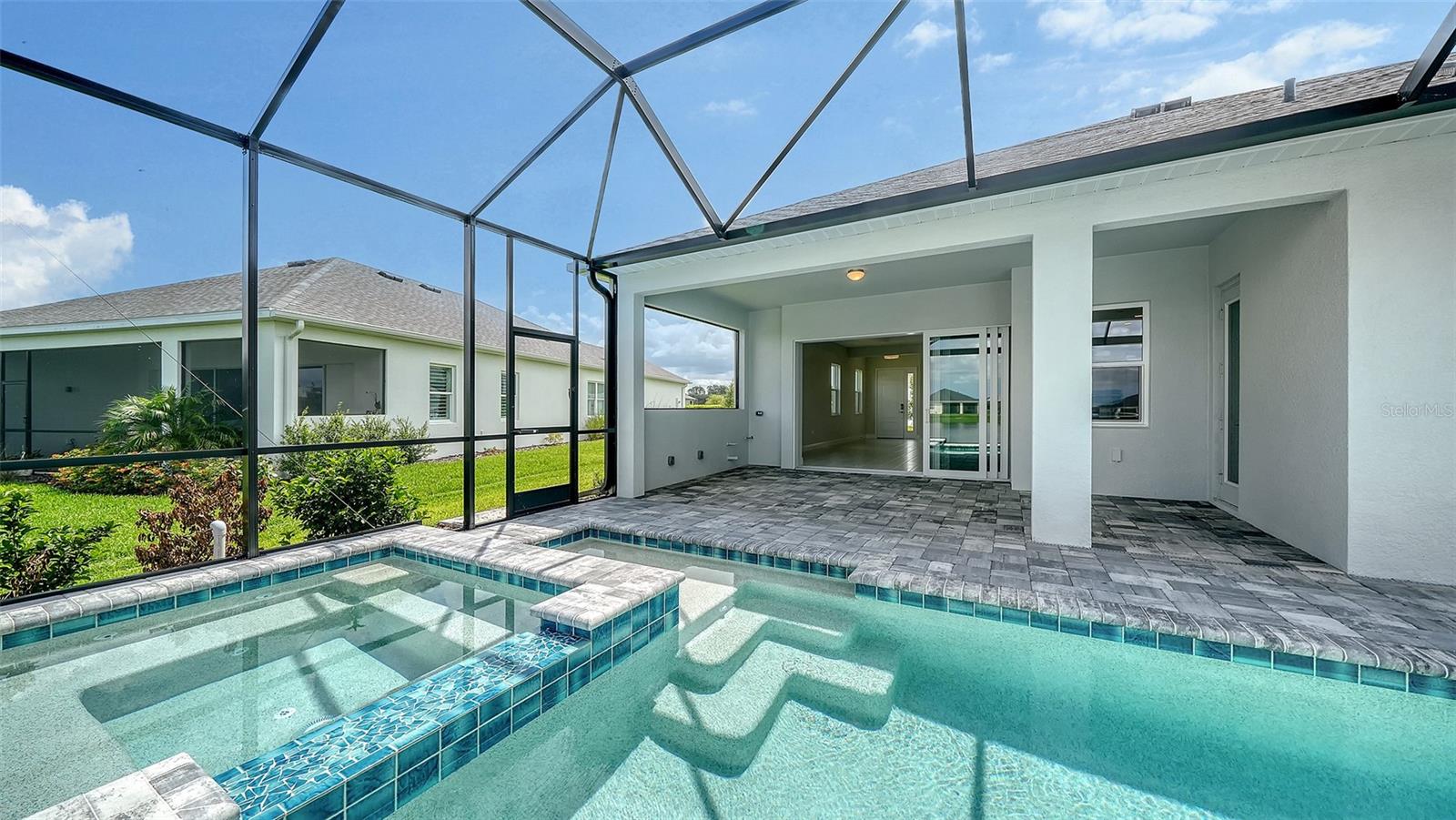 CANOE CREEK - Residential