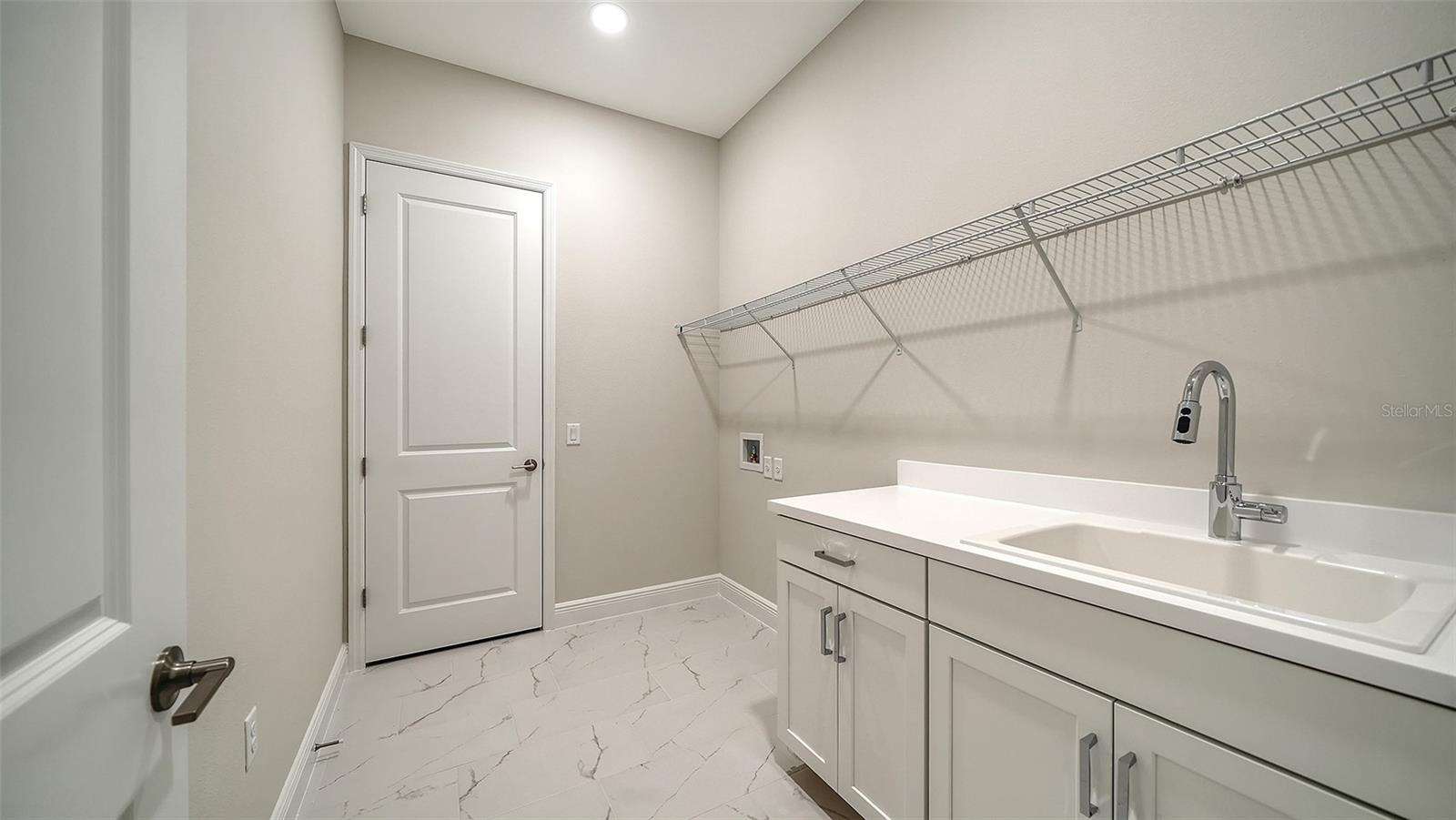 CANOE CREEK - Residential