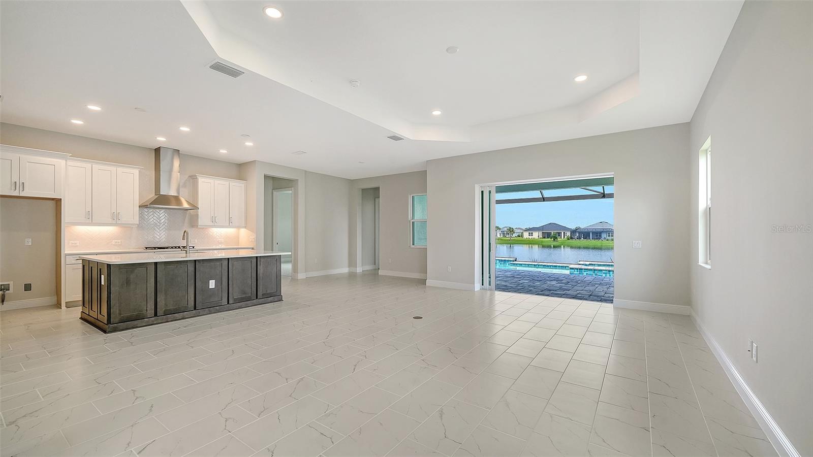 CANOE CREEK - Residential