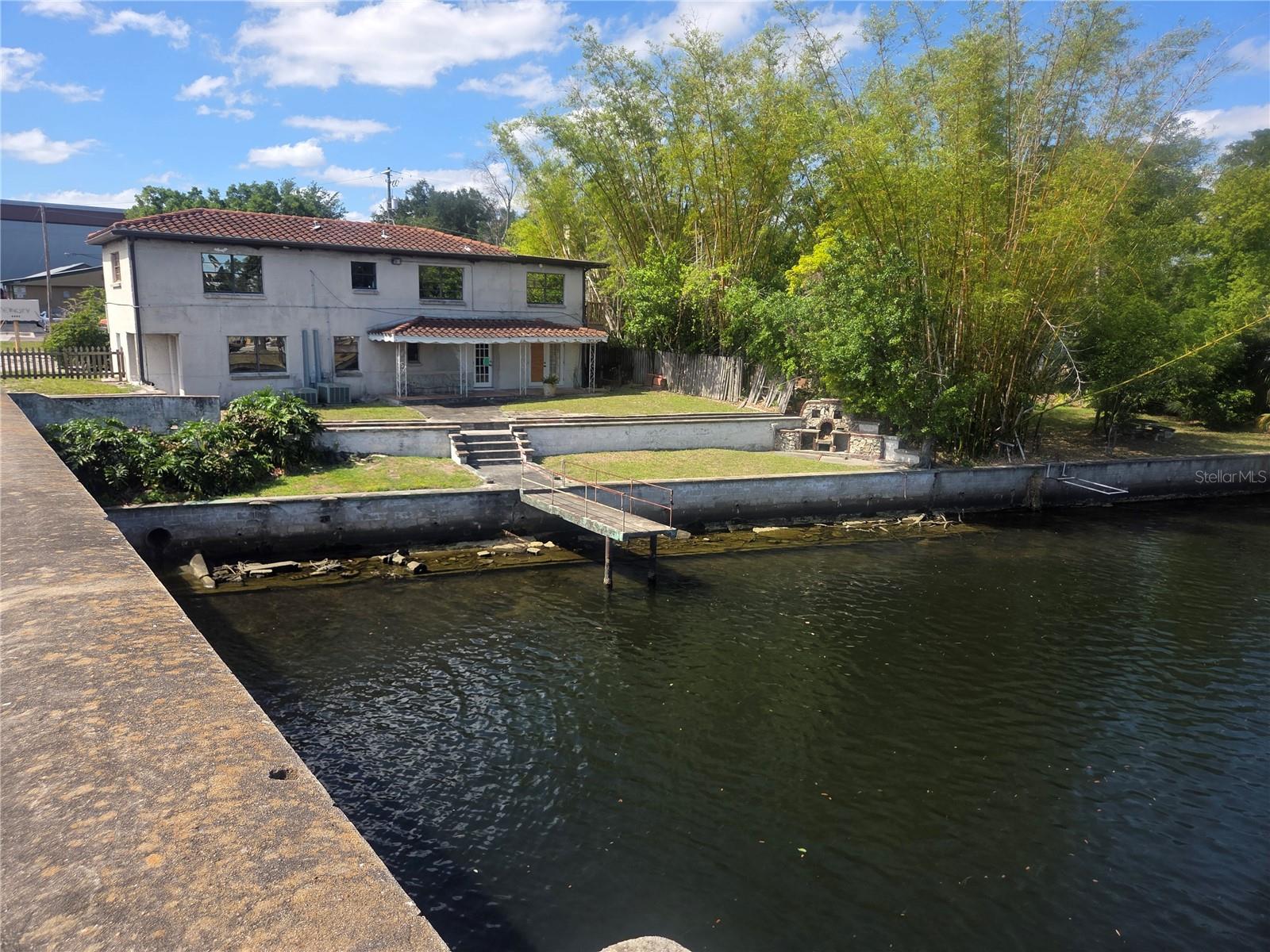 GOLDSTEINS HILLSBOROUGH HEIGH - Commercial Sale