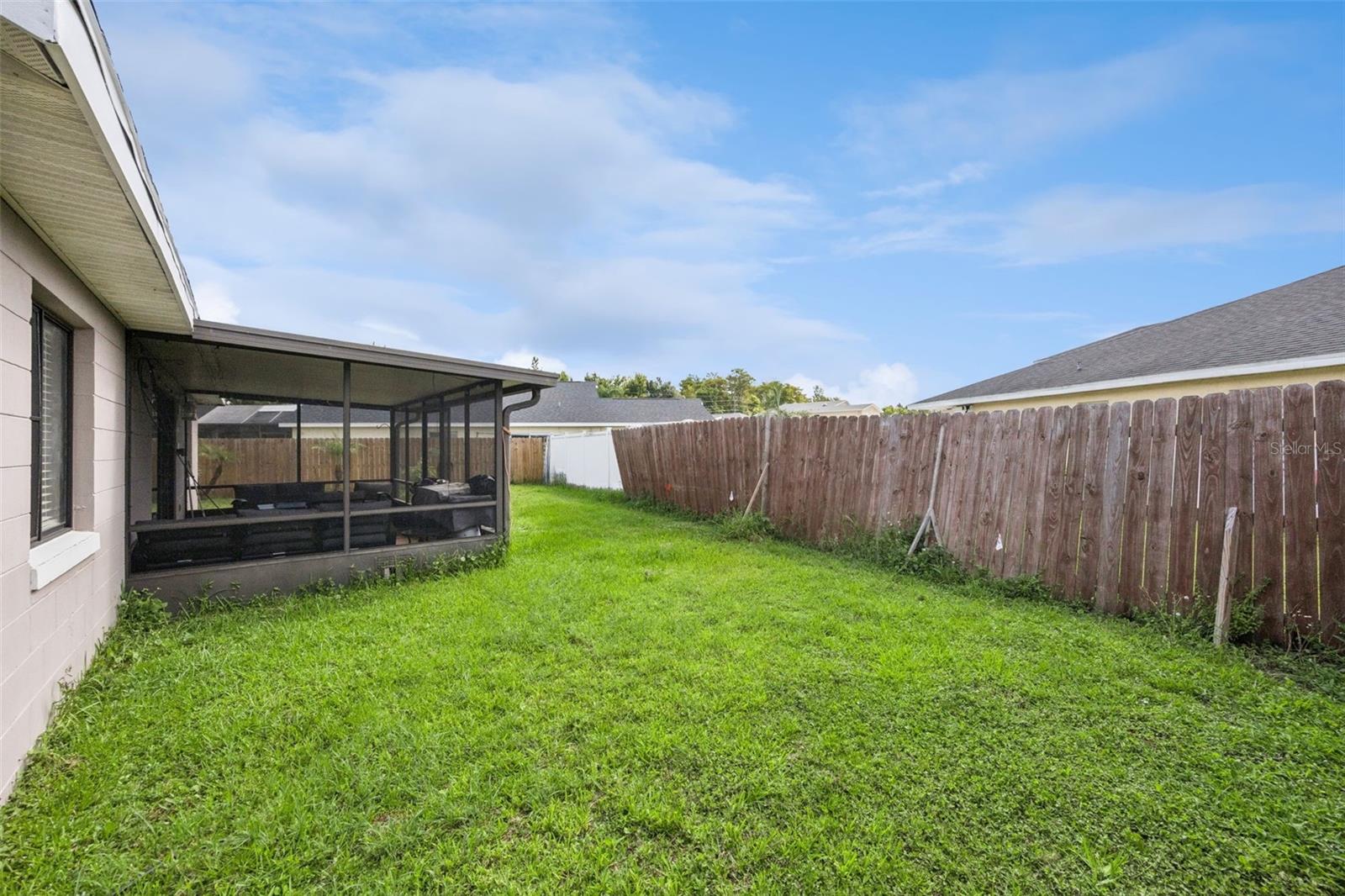 BUENAVENTURA LAKES UN 10 1ST ADD - Residential