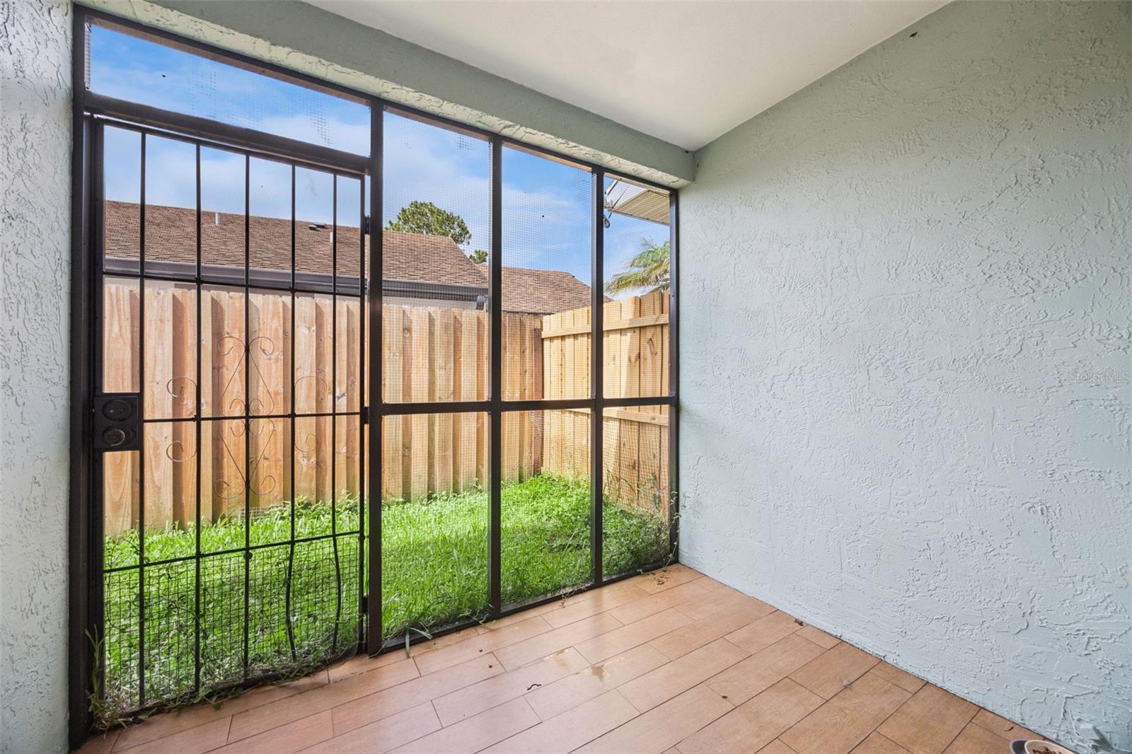 BUENAVENTURA LAKES UN 10 1ST ADD - Residential