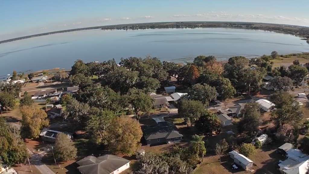 LAKE SIDE TERRACE - Residential