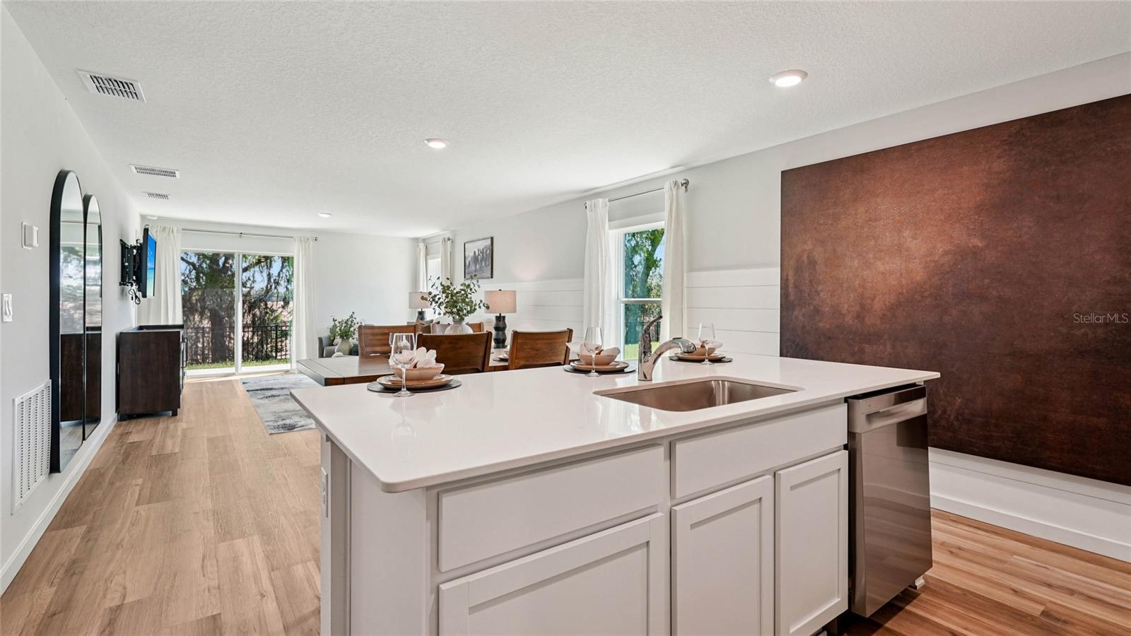 SOMERSET BAY - Residential