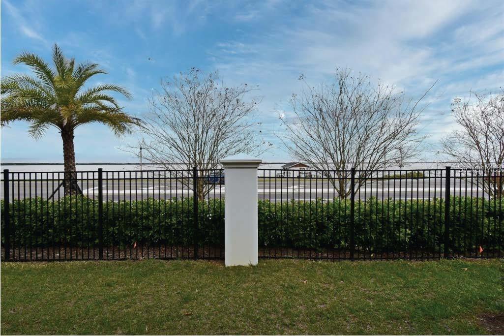 TOWNS AT RIVERWALK - Residential