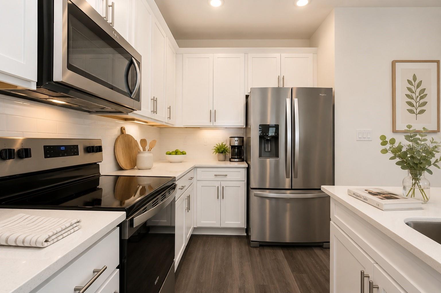 TOWNS AT RIVERWALK - Residential