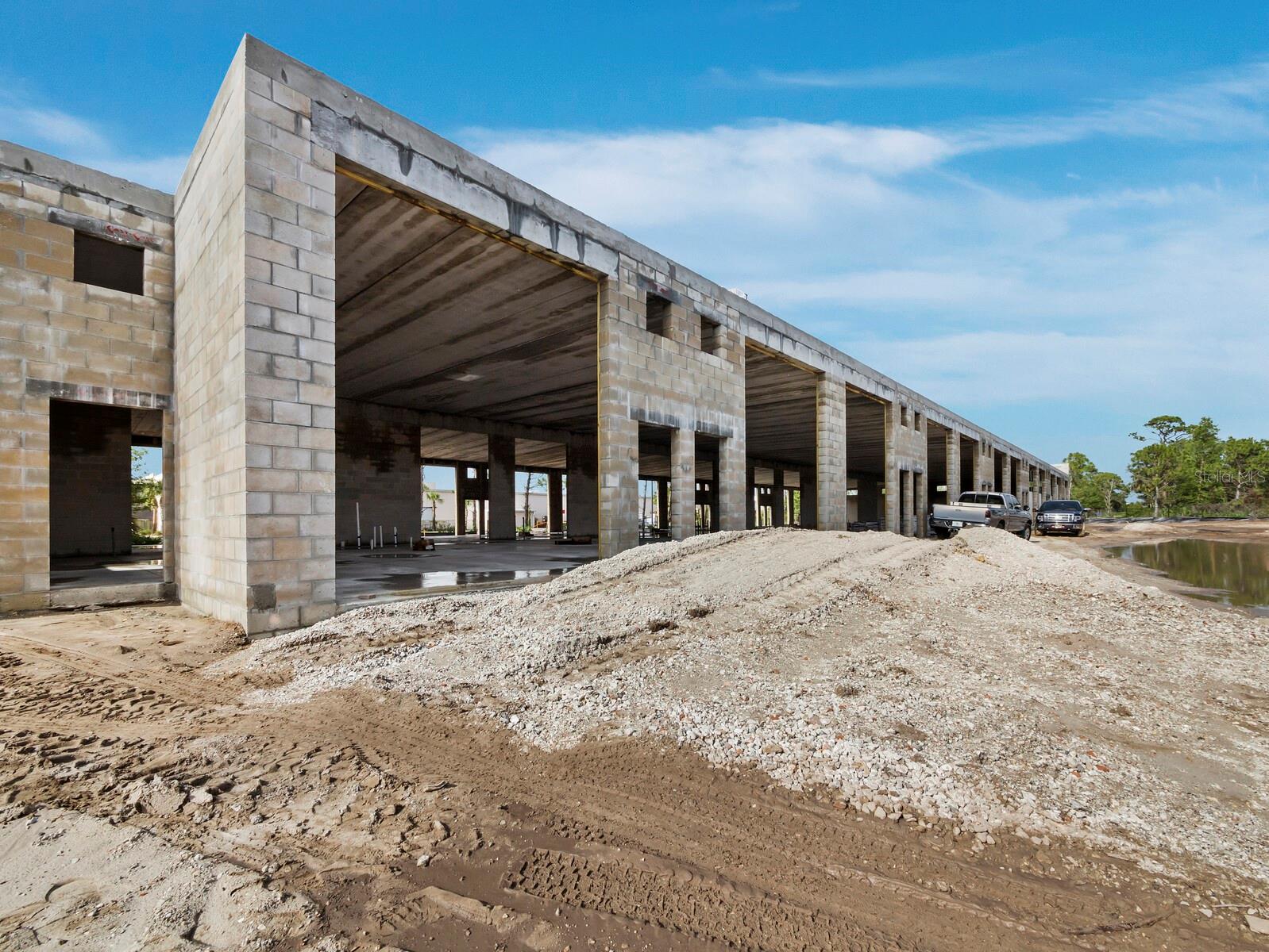 SR 64 EXECUTIVE STORAGE - Residential