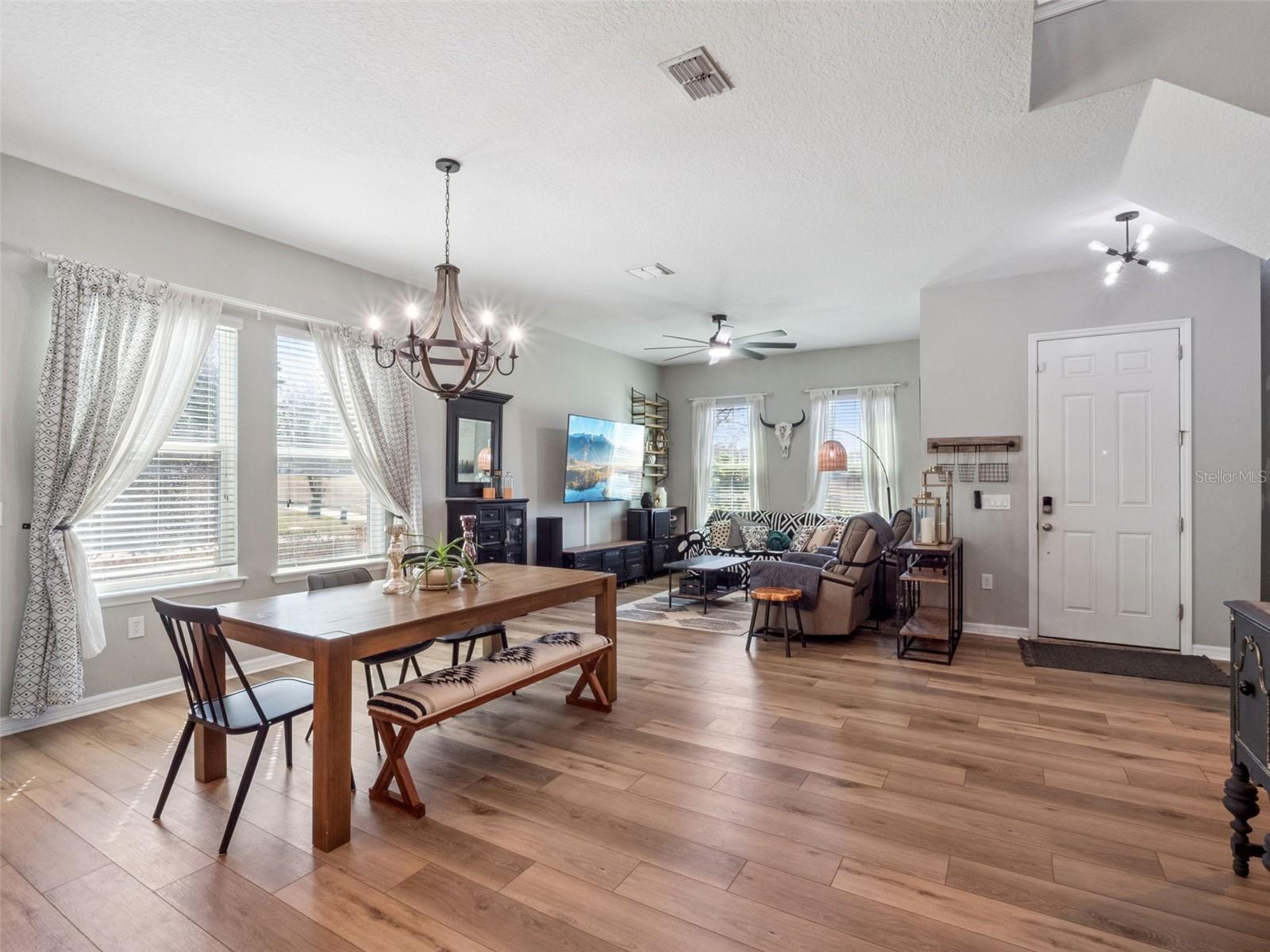 OAKLAND TRLS PH 1 - Residential