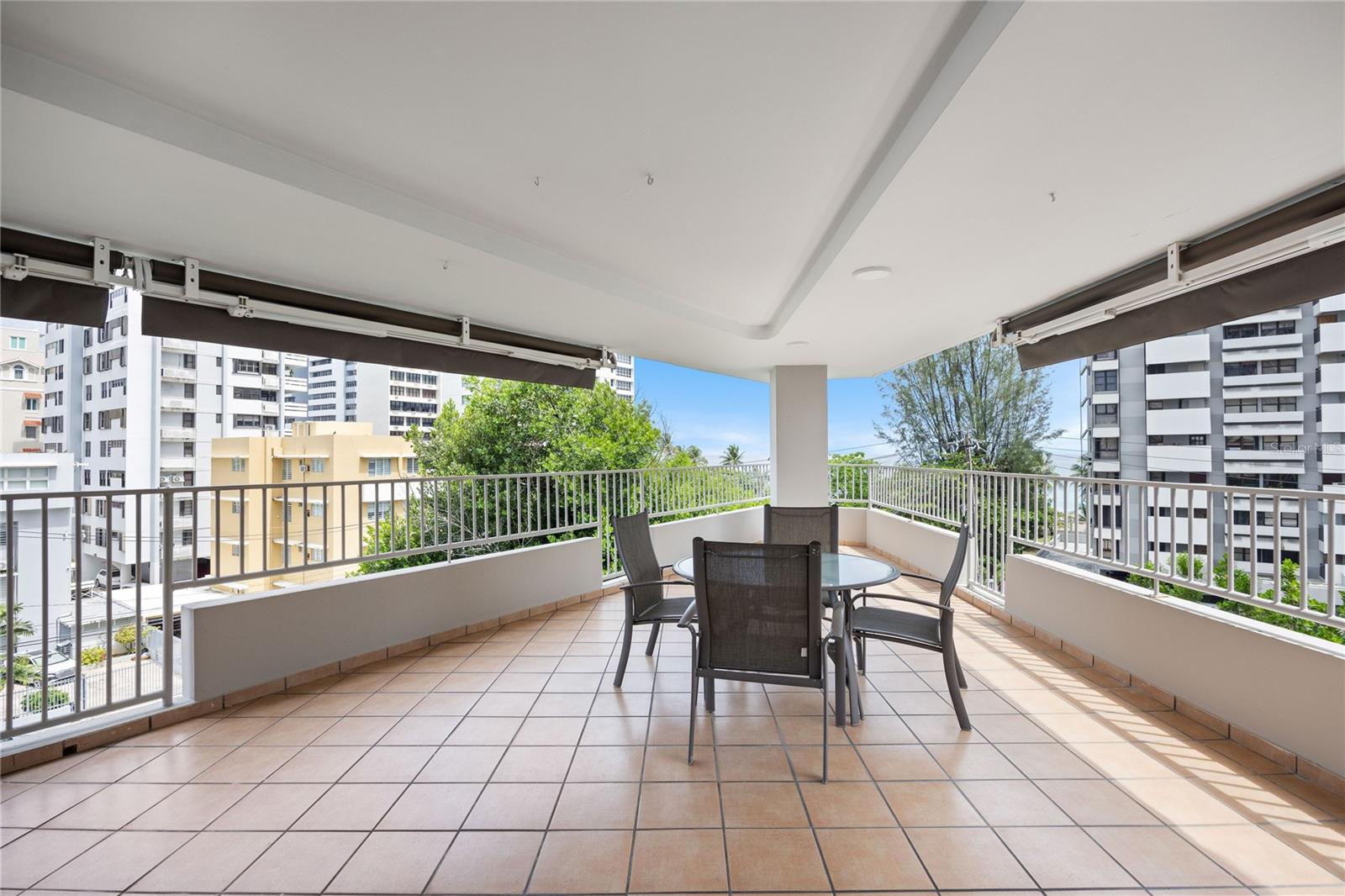 CONDADO - Residential