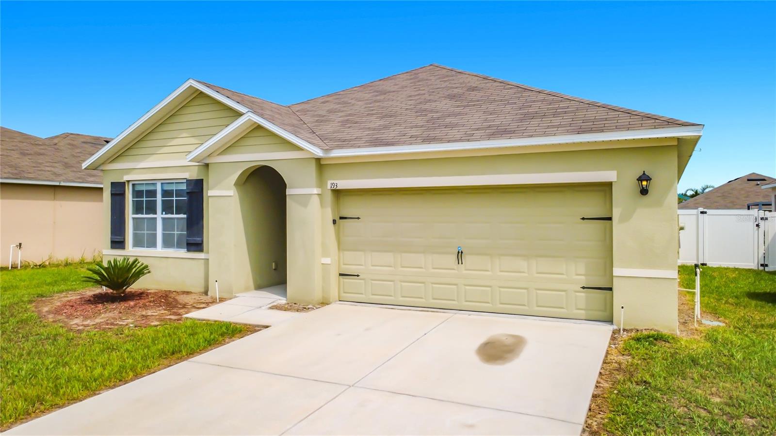 SQUIRES GROVE - Residential Lease