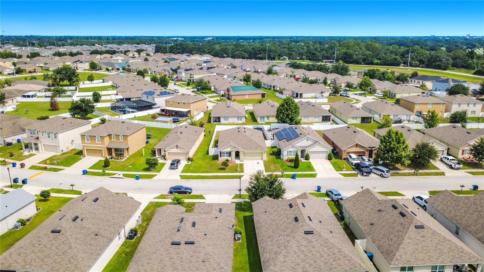 SQUIRES GROVE - Residential Lease