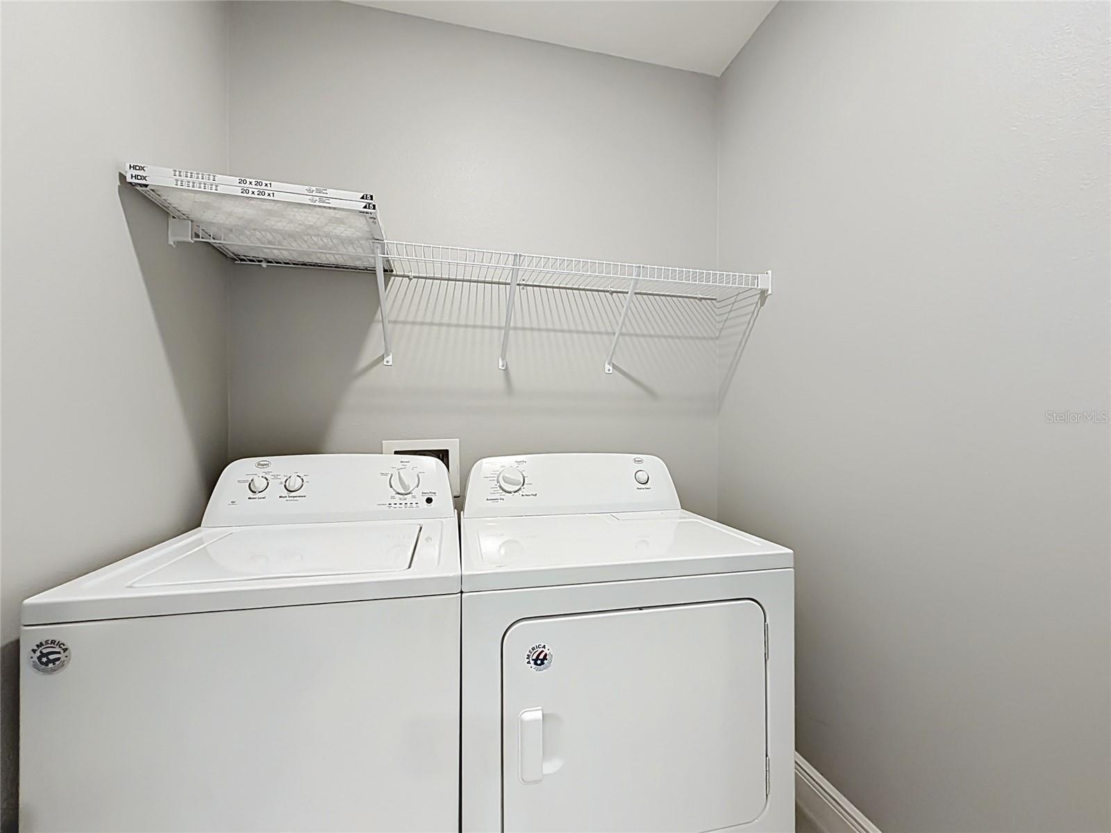 SQUIRES GROVE - Residential Lease