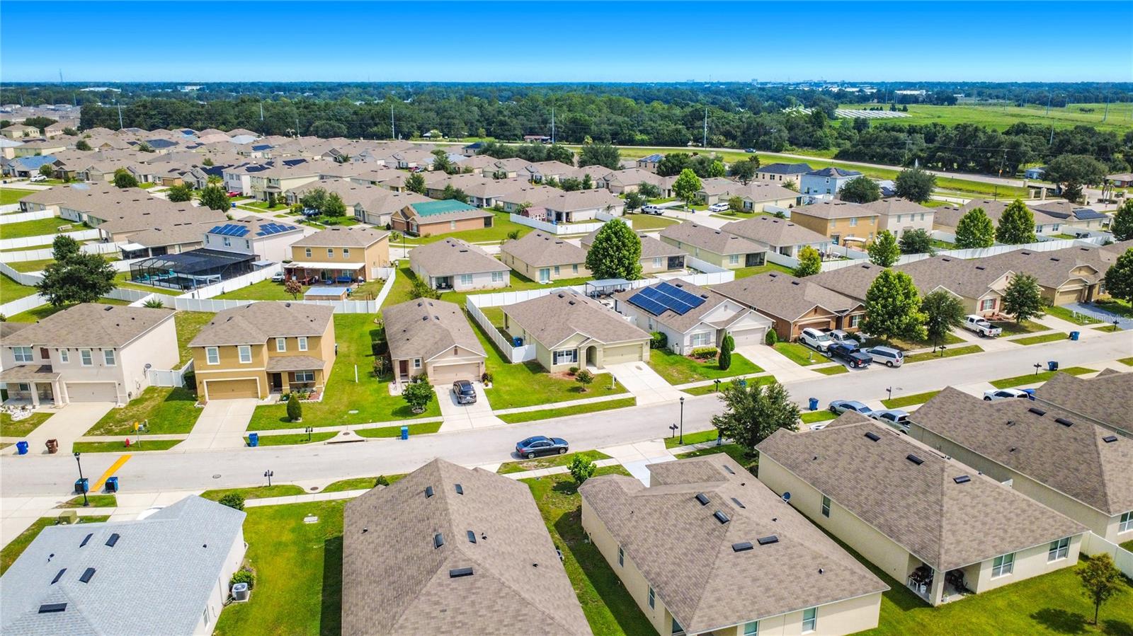 SQUIRES GROVE - Residential Lease