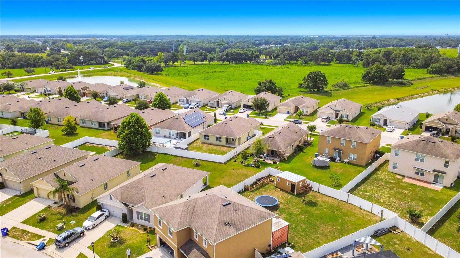 SQUIRES GROVE - Residential Lease