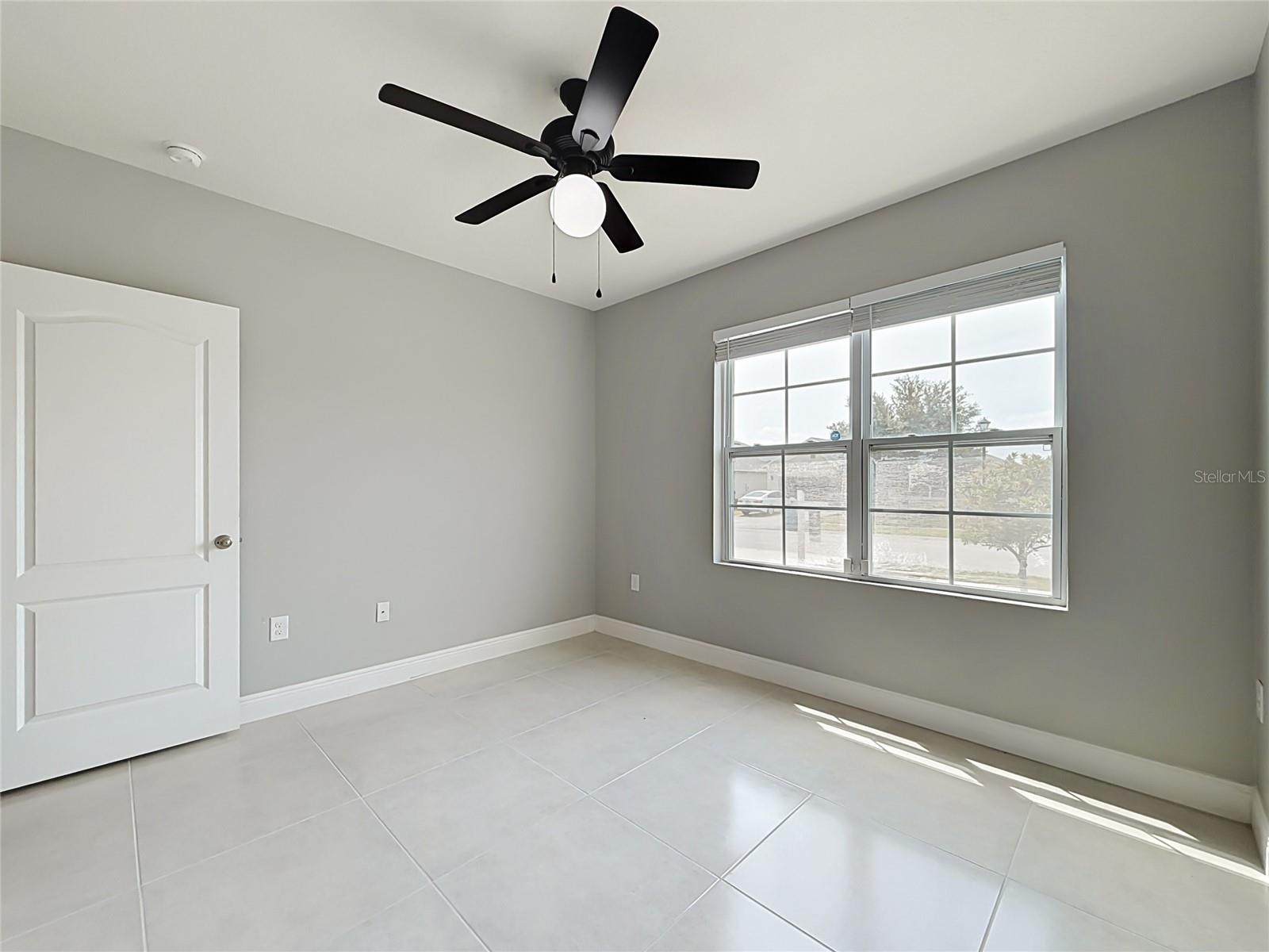 SQUIRES GROVE - Residential Lease