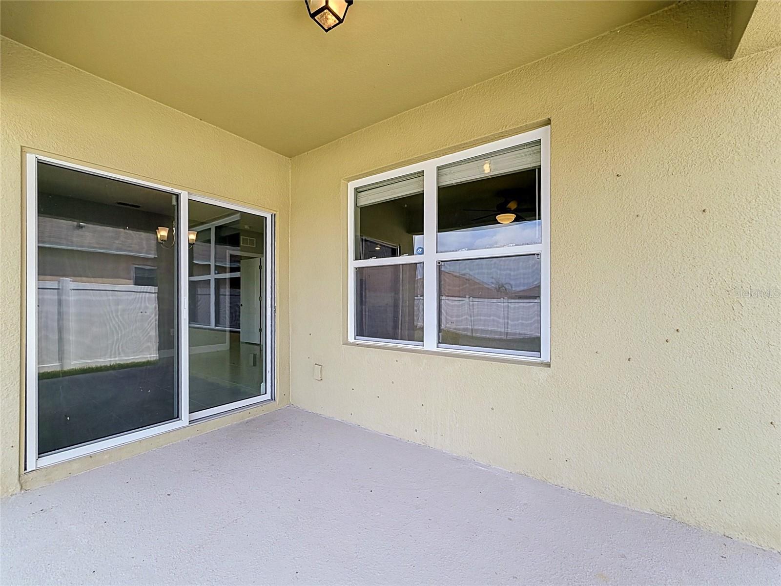 SQUIRES GROVE - Residential Lease