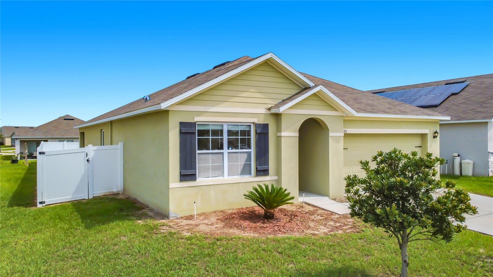 SQUIRES GROVE - Residential Lease