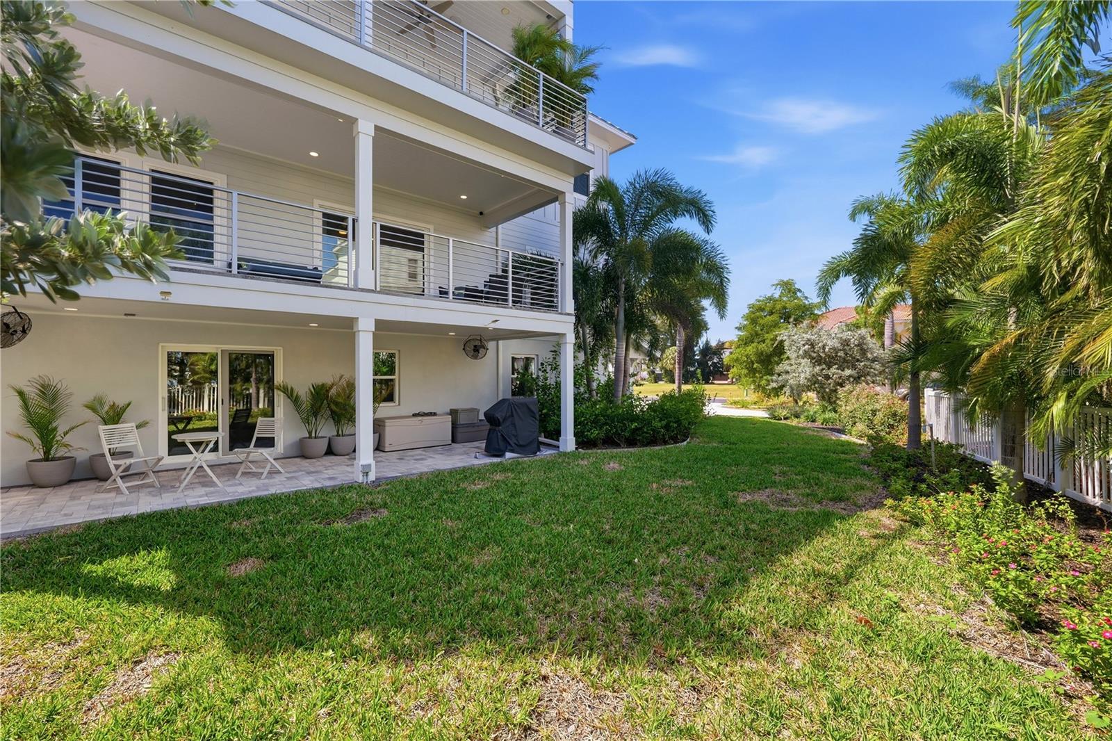 KIPPS COLONY ESTATES AT PASADENA YACHT/COUNTRY CL - Residential