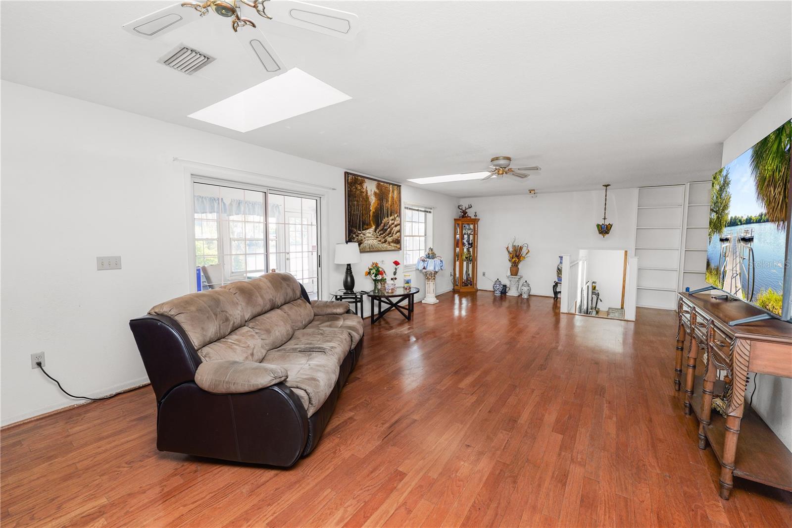 L N PIPKINS ADD - Residential