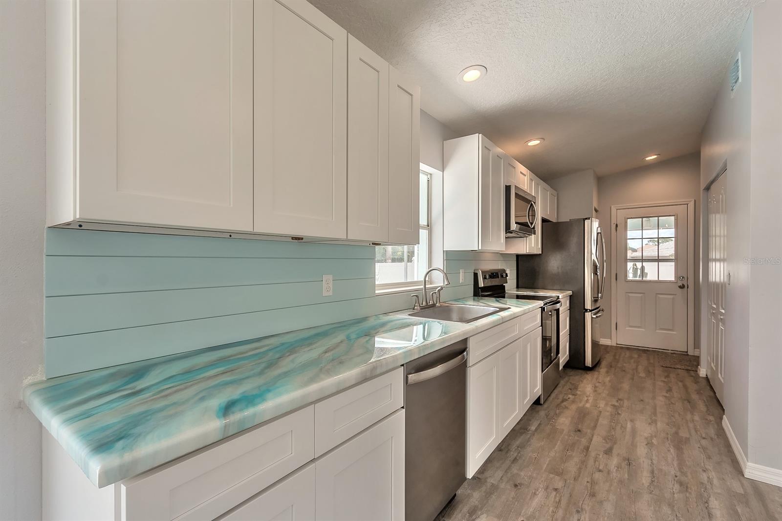 Florida Shores 01 - Residential