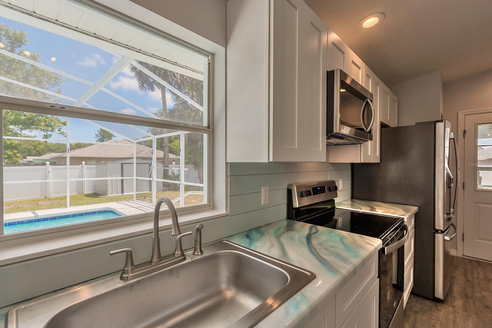 Florida Shores 01 - Residential