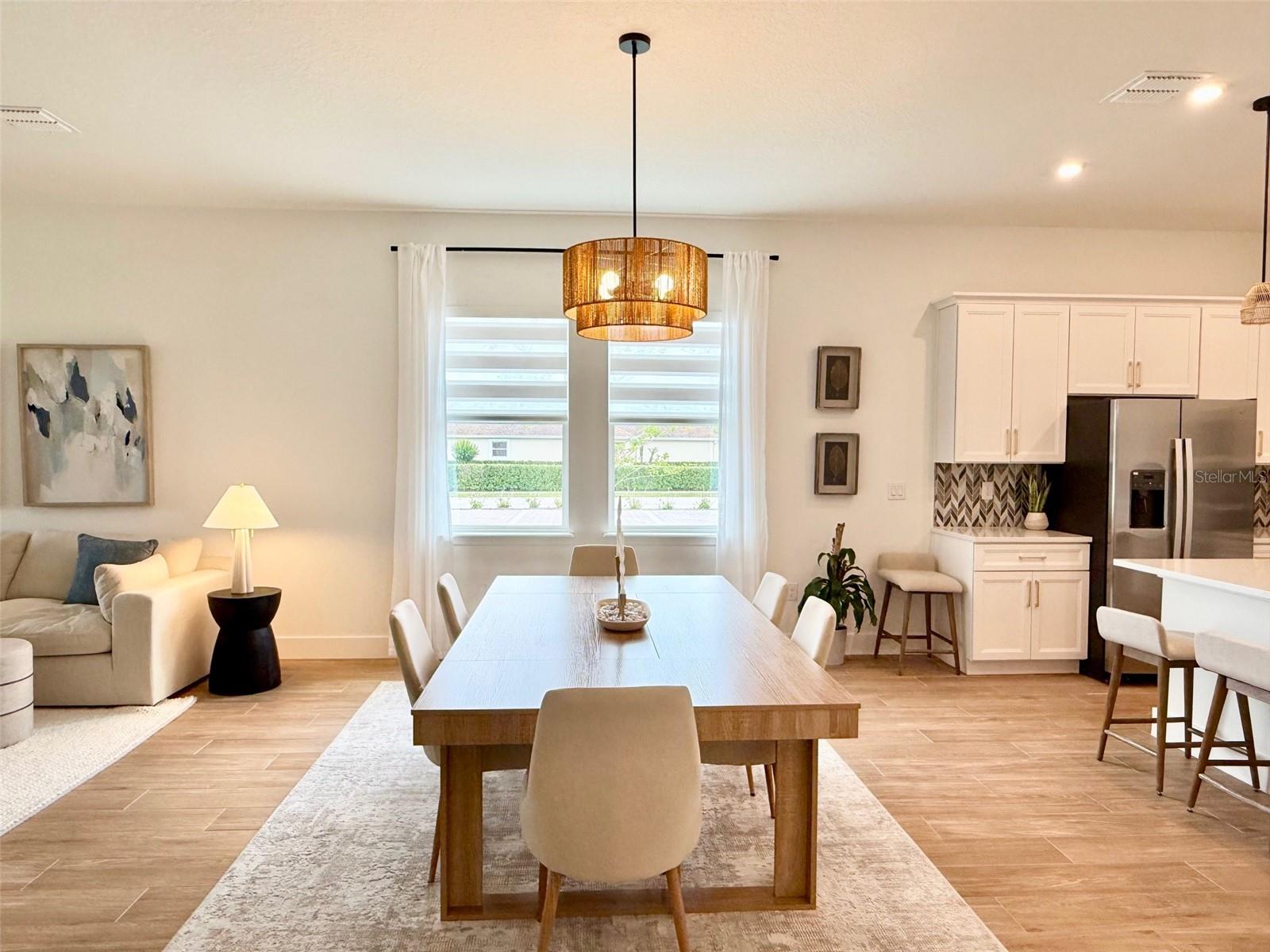 GRAY HAWK UN II - Residential Lease