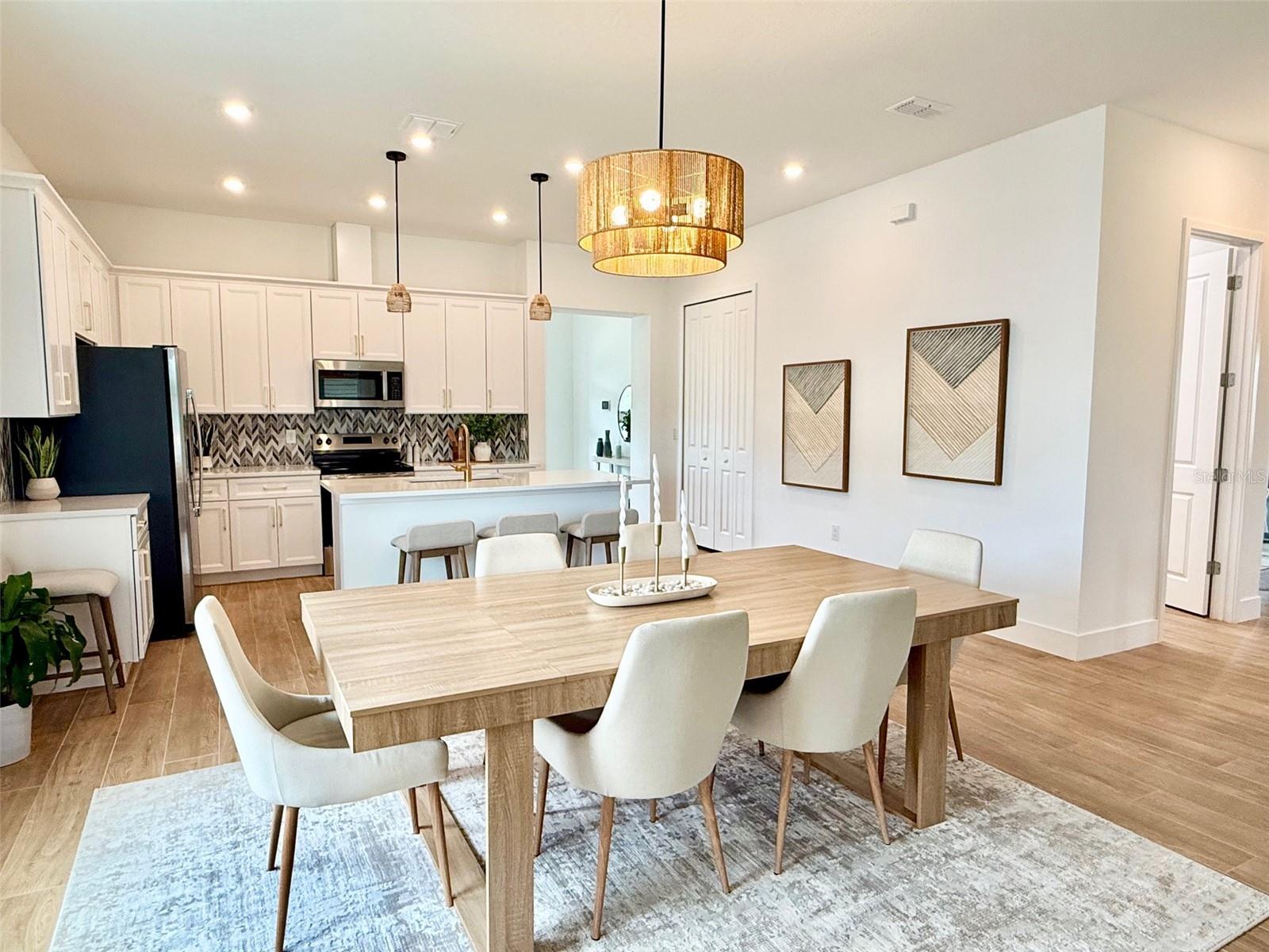 GRAY HAWK UN II - Residential Lease