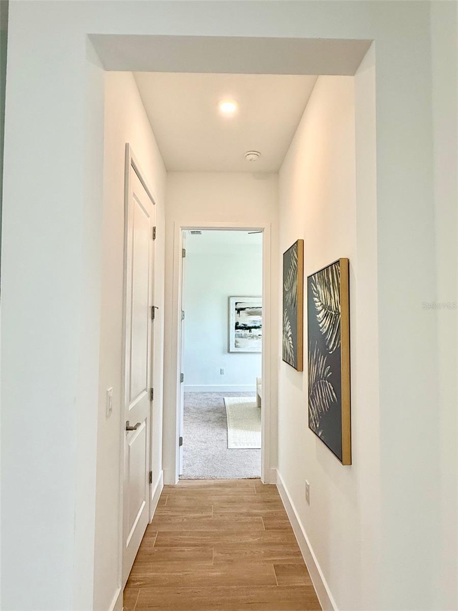 GRAY HAWK UN II - Residential Lease