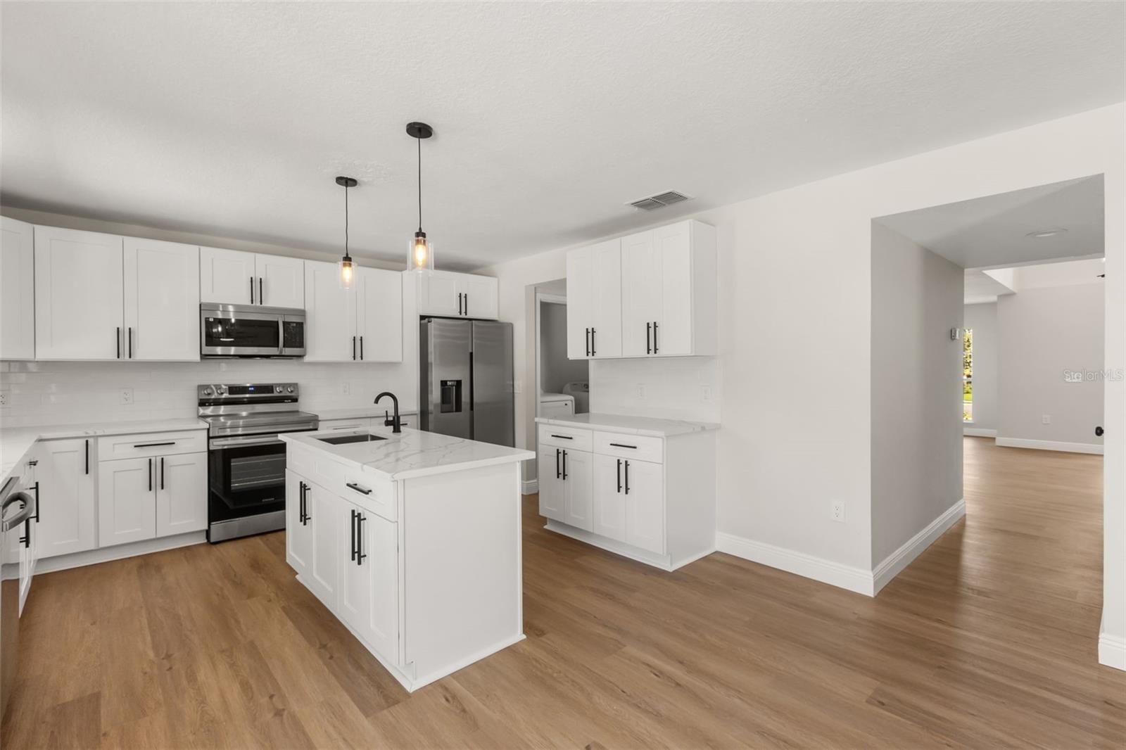 MAGNOLIA POINTE PH 01 - Residential