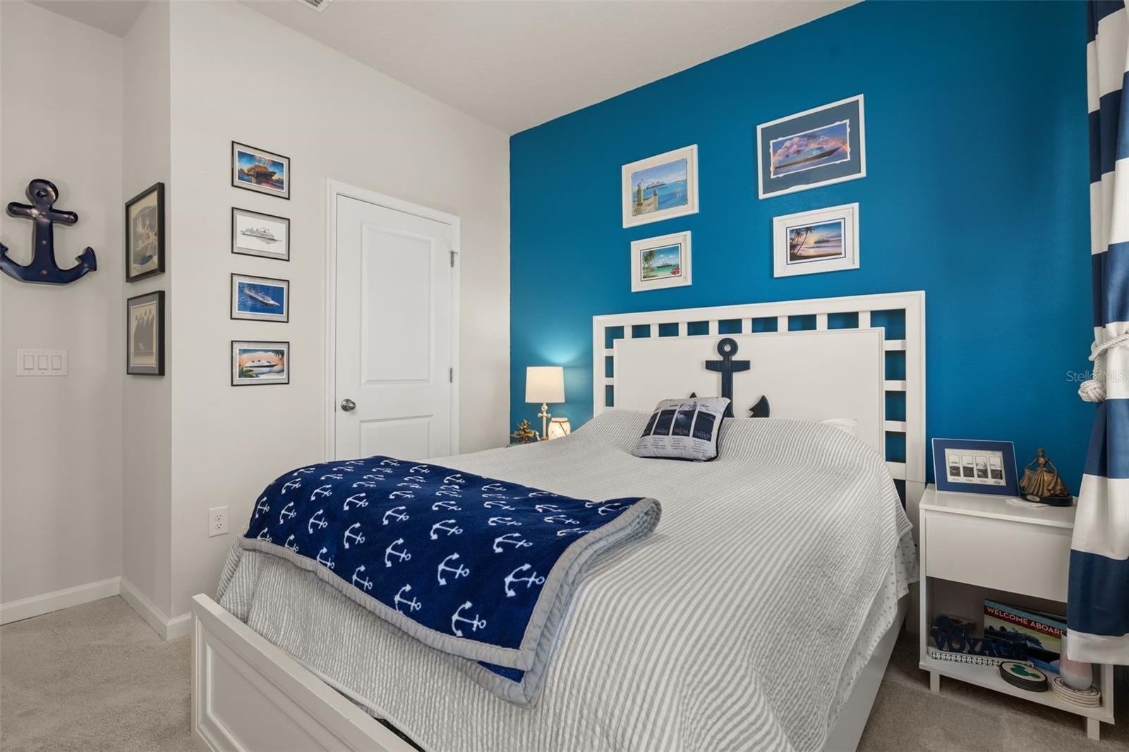 DORA LANDINGS - Residential