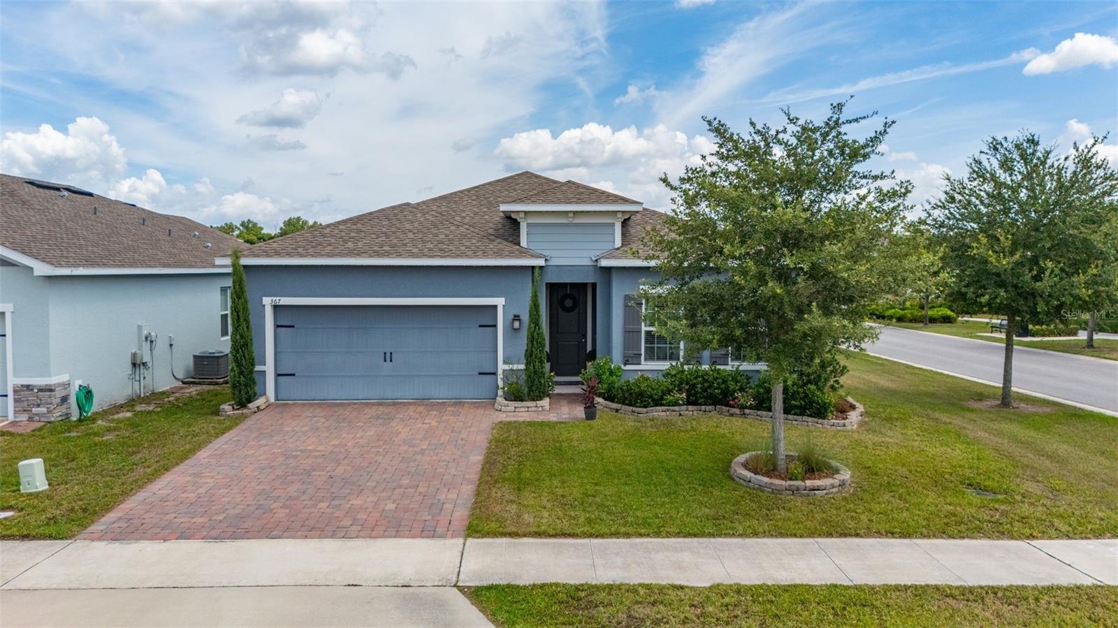 DORA LANDINGS - Residential