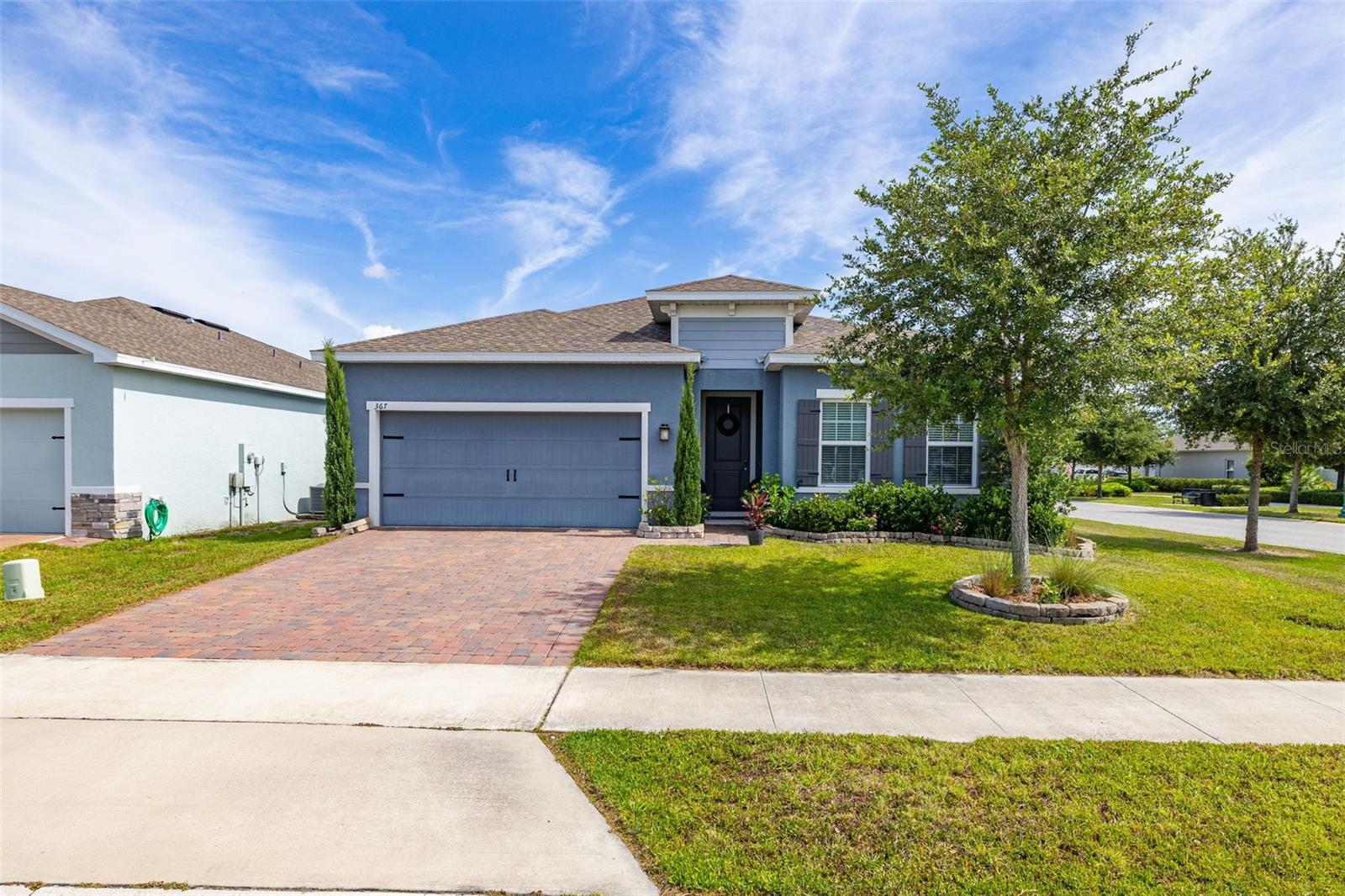 DORA LANDINGS - Residential