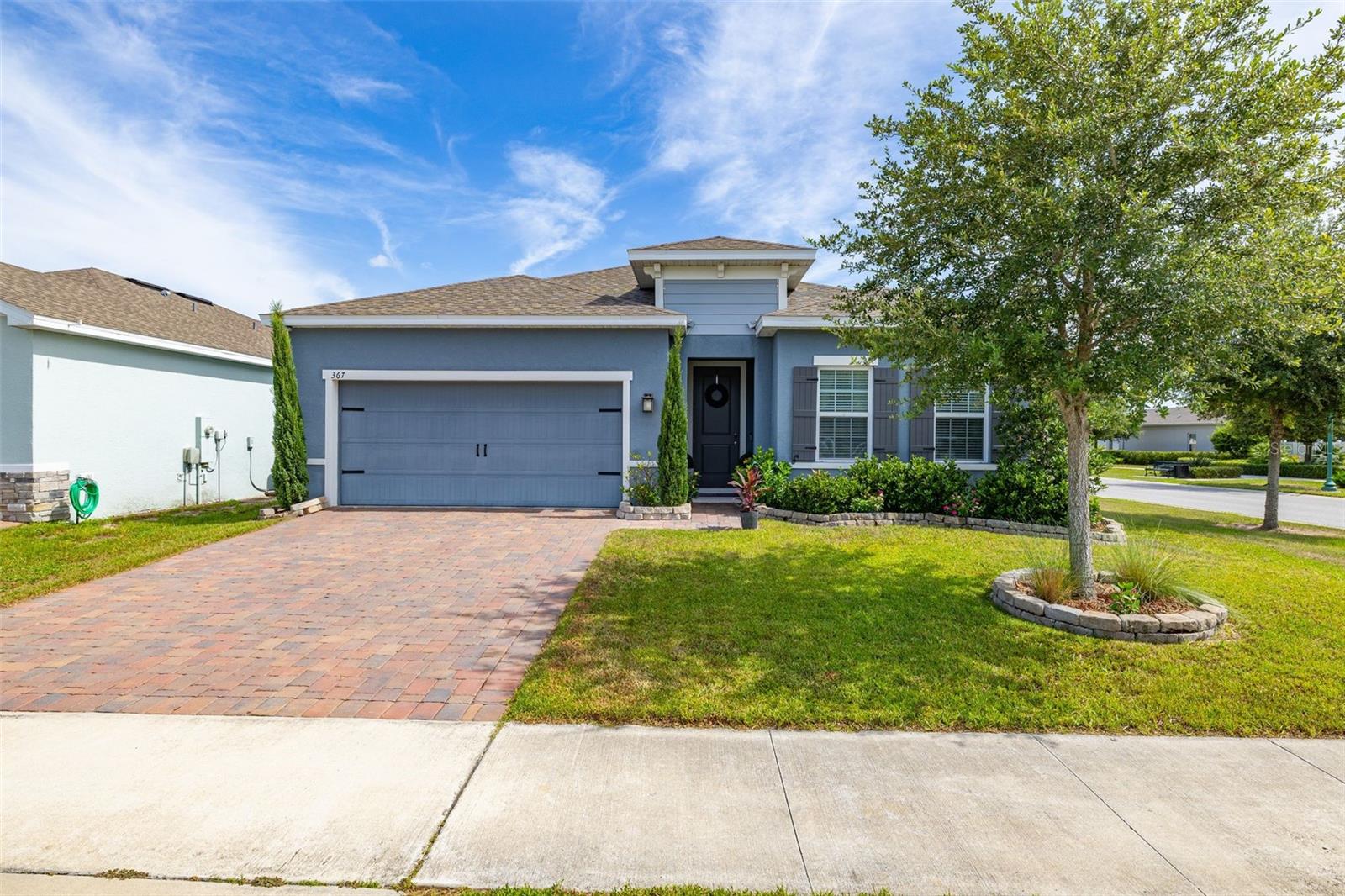 DORA LANDINGS - Residential