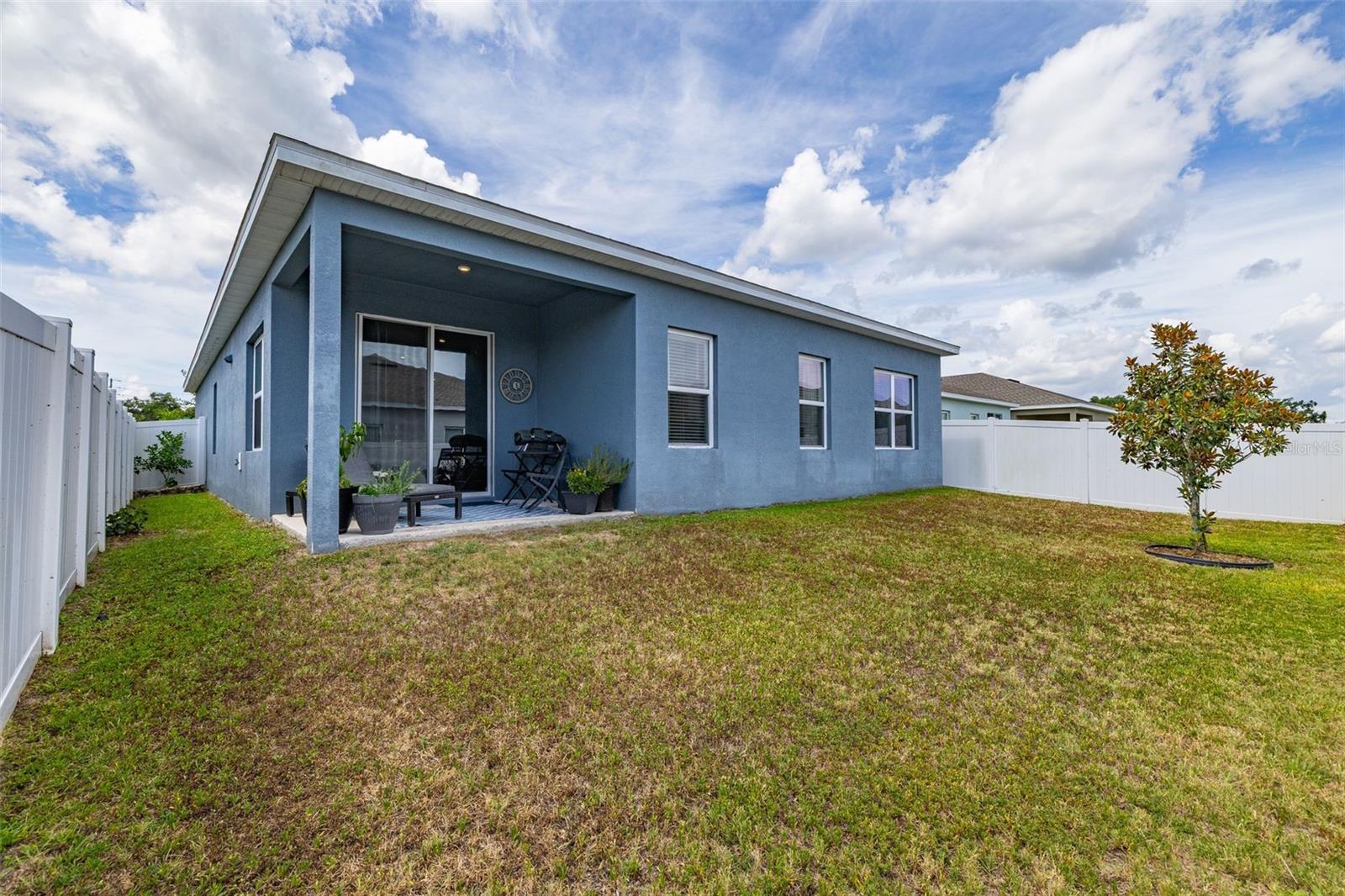 DORA LANDINGS - Residential