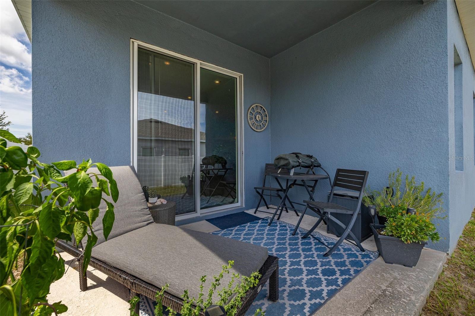DORA LANDINGS - Residential