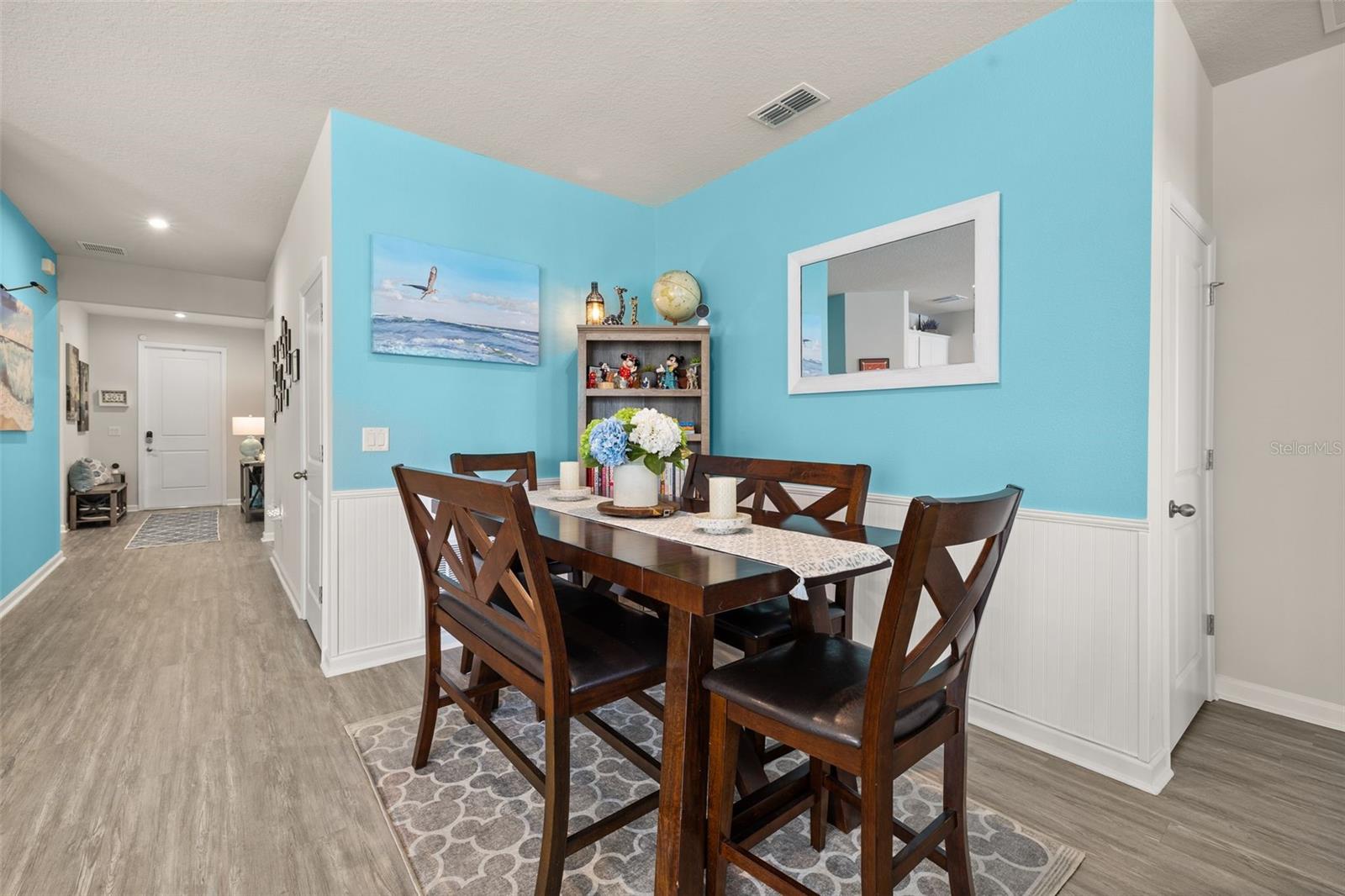 DORA LANDINGS - Residential