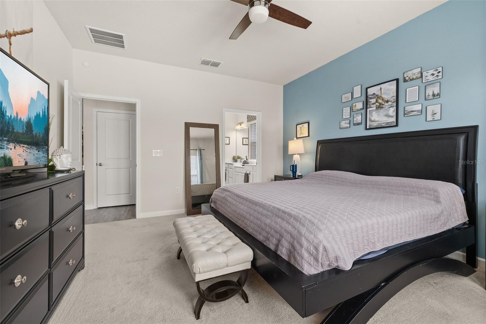 DORA LANDINGS - Residential
