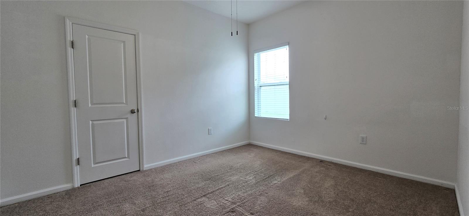 MASCOTTE SHEARWATER ESTATES - Residential Lease